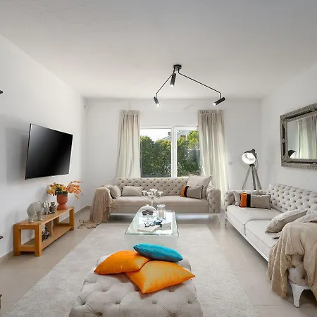 Prázdninový dům Traumhafte Mit Meerblick, Privatpool, Babybett, Bbq-bereich, Waschmaschine *