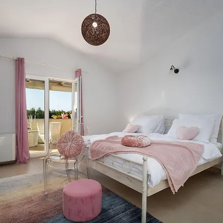 Traumhafte Mit Meerblick, Privatpool, Babybett, Bbq-bereich, Waschmaschine Kaštelir