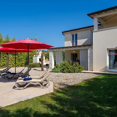 Traumhafte Mit Meerblick, Privatpool, Babybett, Bbq-bereich, Waschmaschine Prázdninový dům Kaštelir