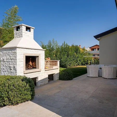 Traumhafte Mit Meerblick, Privatpool, Babybett, Bbq-bereich, Waschmaschine Prázdninový dům