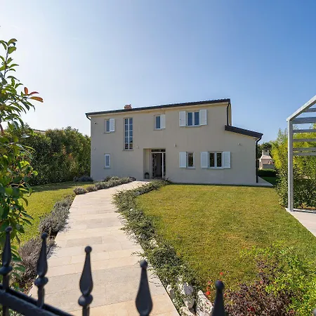 Traumhafte Mit Meerblick, Privatpool, Babybett, Bbq-bereich, Waschmaschine *