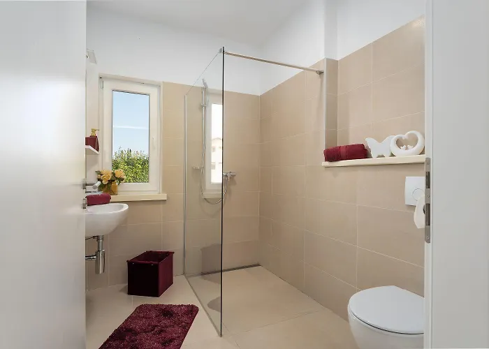 Traumhafte Mit Meerblick, Privatpool, Babybett, Bbq-bereich, Waschmaschine * Kastelir