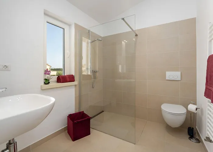 Traumhafte Mit Meerblick, Privatpool, Babybett, Bbq-bereich, Waschmaschine * Kastelir