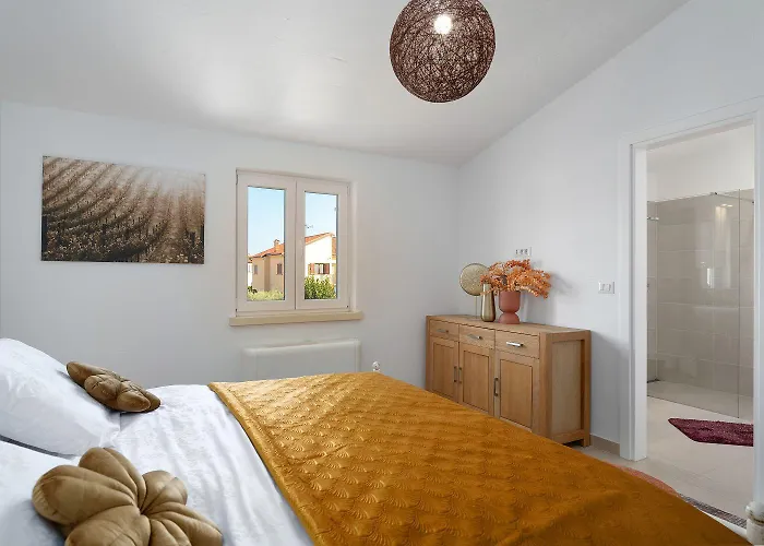 Traumhafte Mit Meerblick, Privatpool, Babybett, Bbq-bereich, Waschmaschine * Kastelir