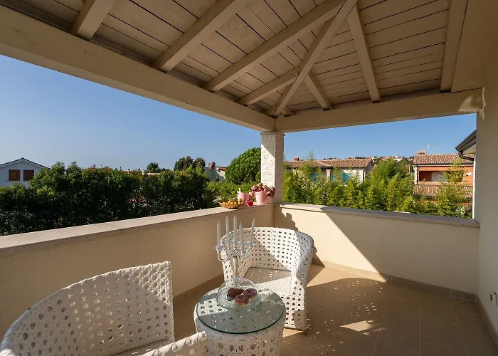 Traumhafte Mit Meerblick, Privatpool, Babybett, Bbq-bereich, Waschmaschine Kastelir