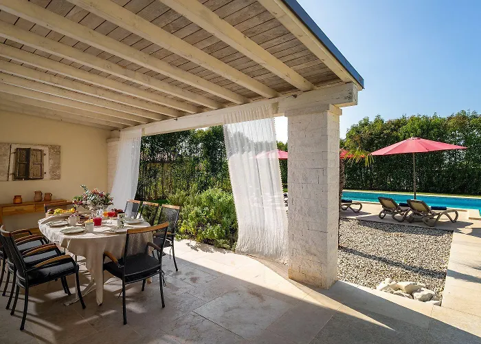 Vikendica Traumhafte Mit Meerblick, Privatpool, Babybett, Bbq-bereich, Waschmaschine