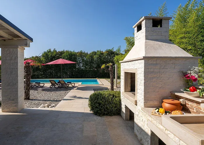 Traumhafte Mit Meerblick, Privatpool, Babybett, Bbq-bereich, Waschmaschine Vikendica *